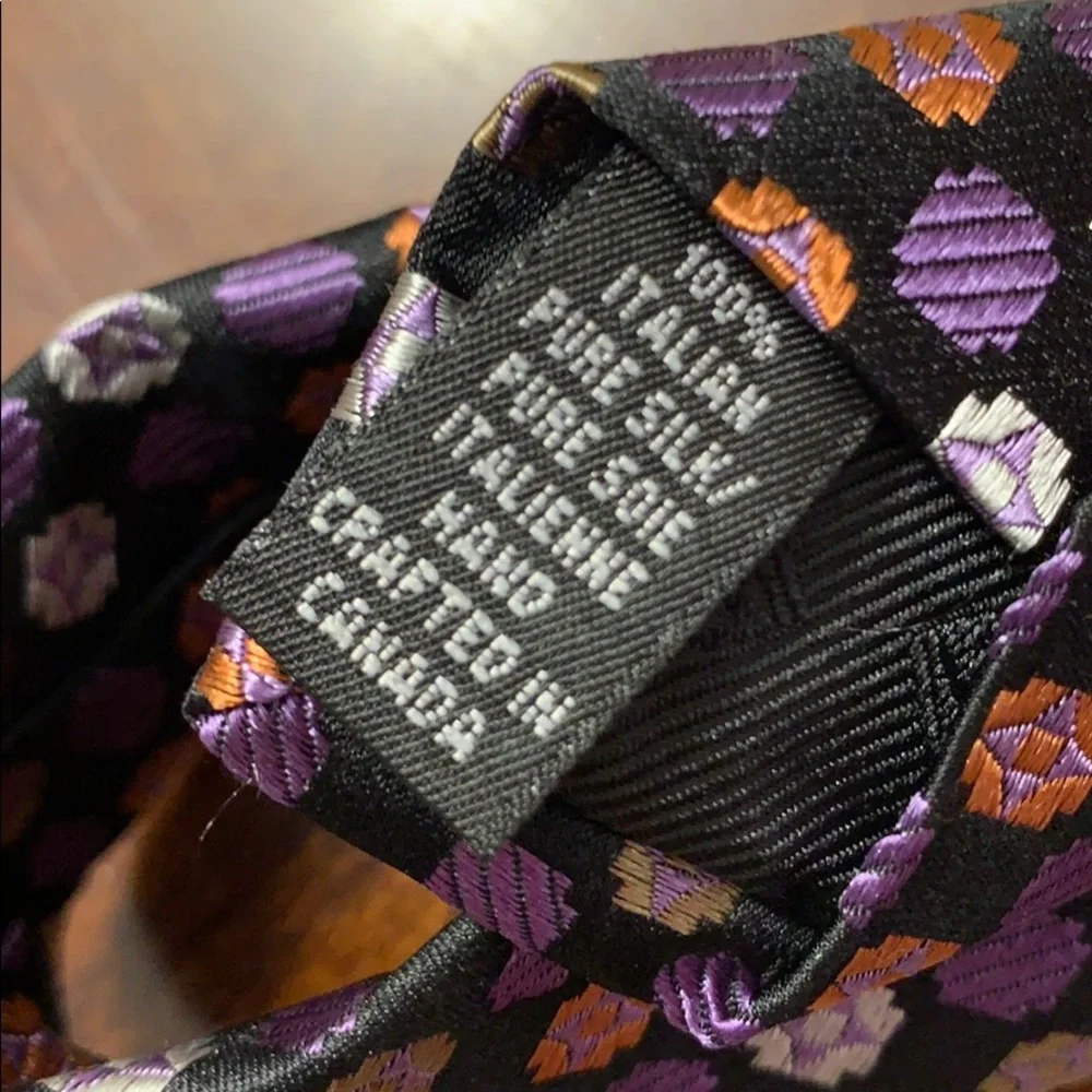 Dion Signature Canada 100% silk tie Made in Canada